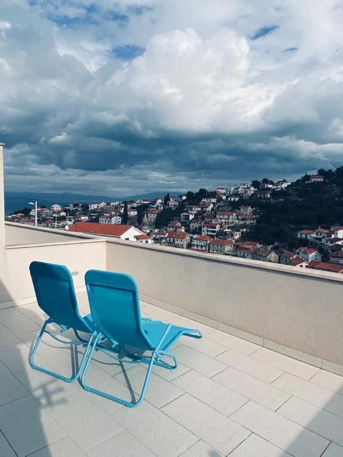 New Apartment With Panoramic View Stomorska Buitenkant foto