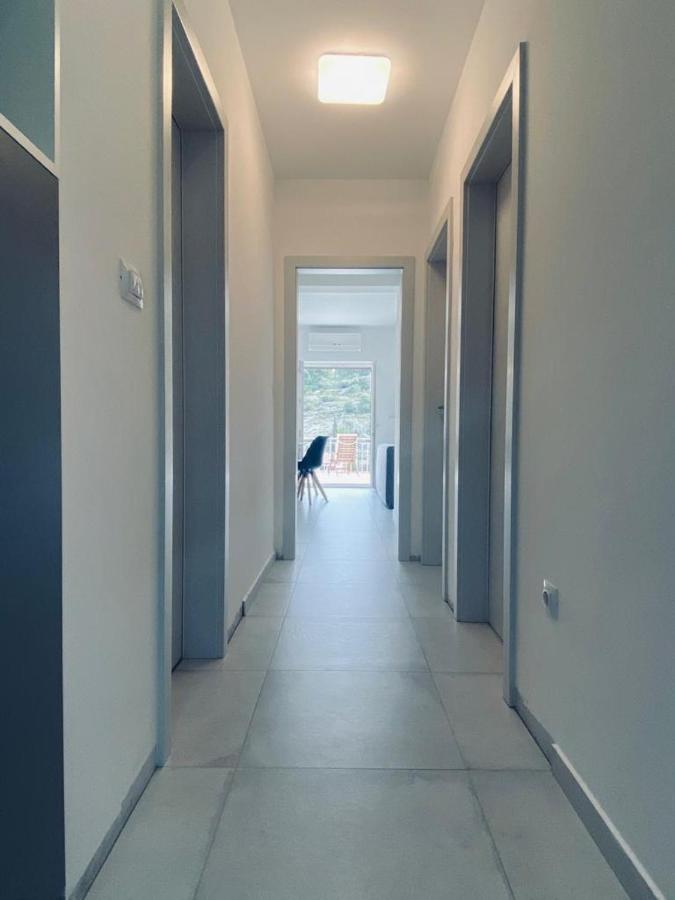 New Apartment With Panoramic View Stomorska Buitenkant foto